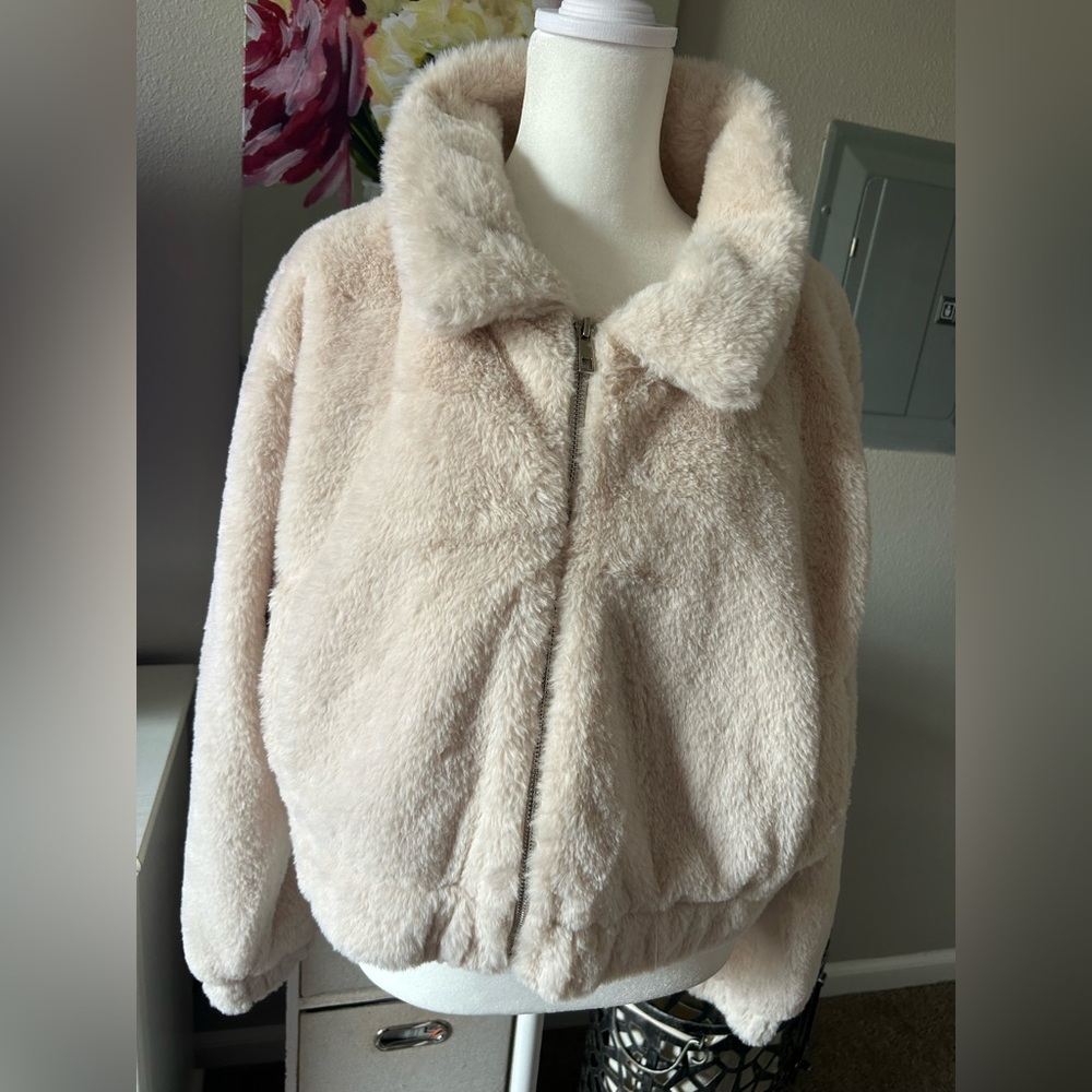 Ambiance Cream Outerwear Jacket